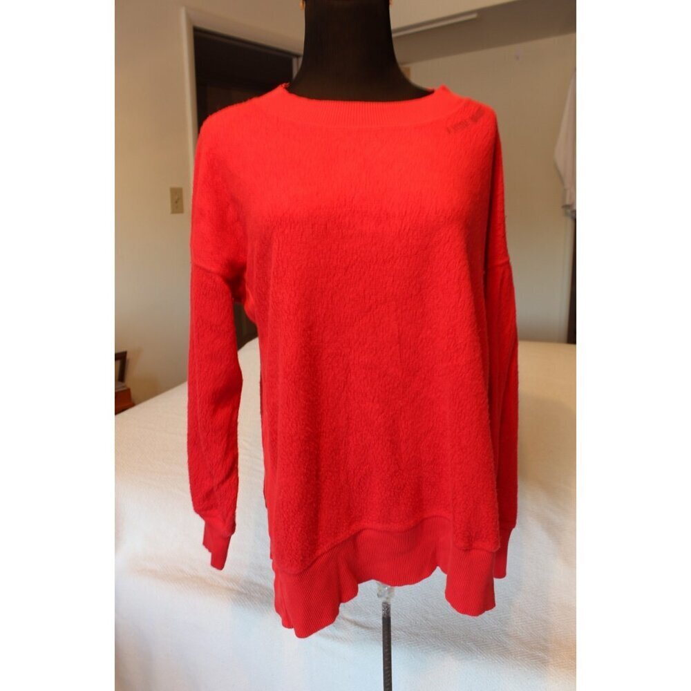 Aerie Fleece Crew Neck Sweater Bright Red size SP textured A Little Naughty - Picture 6 of 8